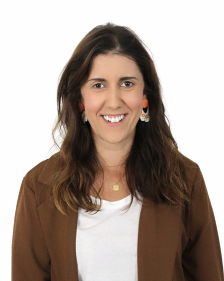 Ana Cl&aacute;udia Valada